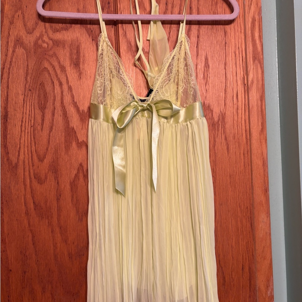 Victoria’s Secret nighty